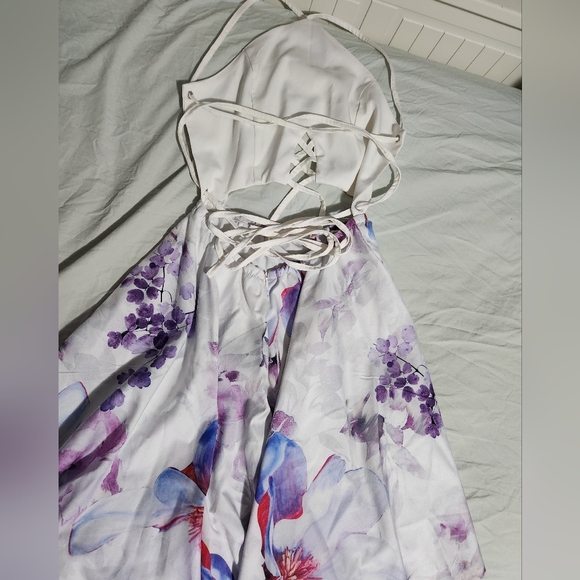 White and Floral Strappy Dress - Picture 2 of 2